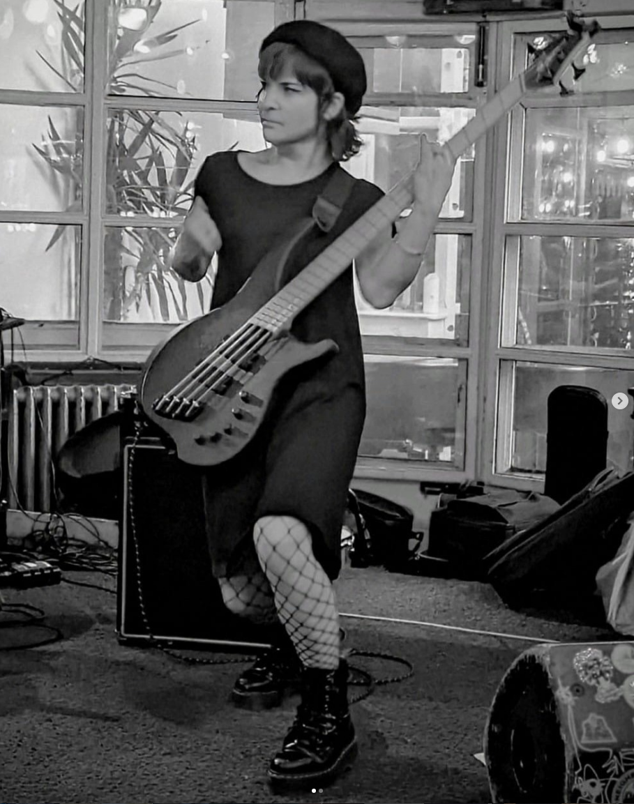 Paris Moon Bass performing live